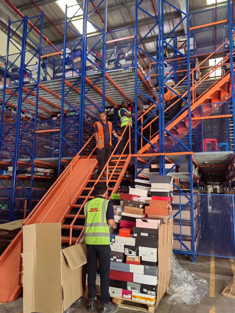mezzanine floor
