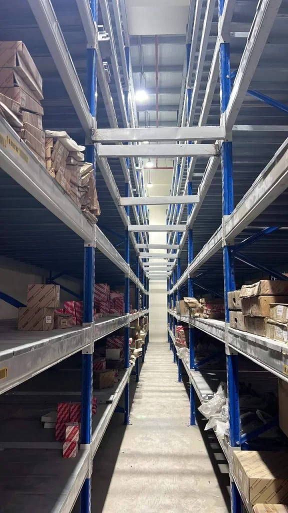 warehouse racking system in uae